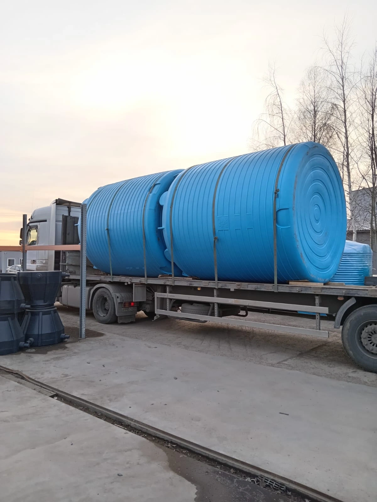 Доставка емкостей, менеджер: Алексей Вавилов 01