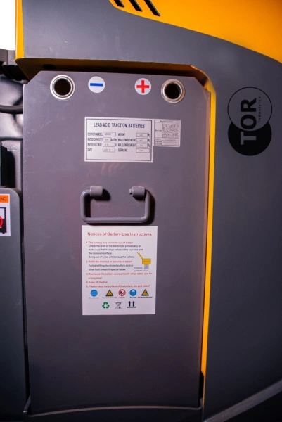 Ричтрак электрический с кабиной TOR 2,0 т 6,2 м CQD20-D Li-ion