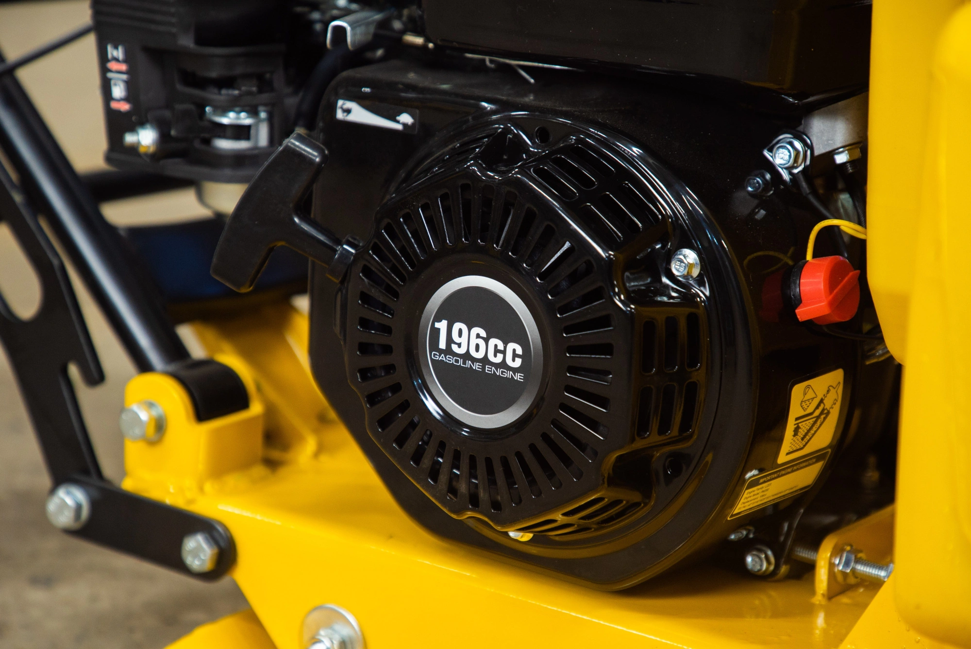 Виброплита 85 кг, 13кН (LCT) бак, коврик, колесный комплект TOR T-80*