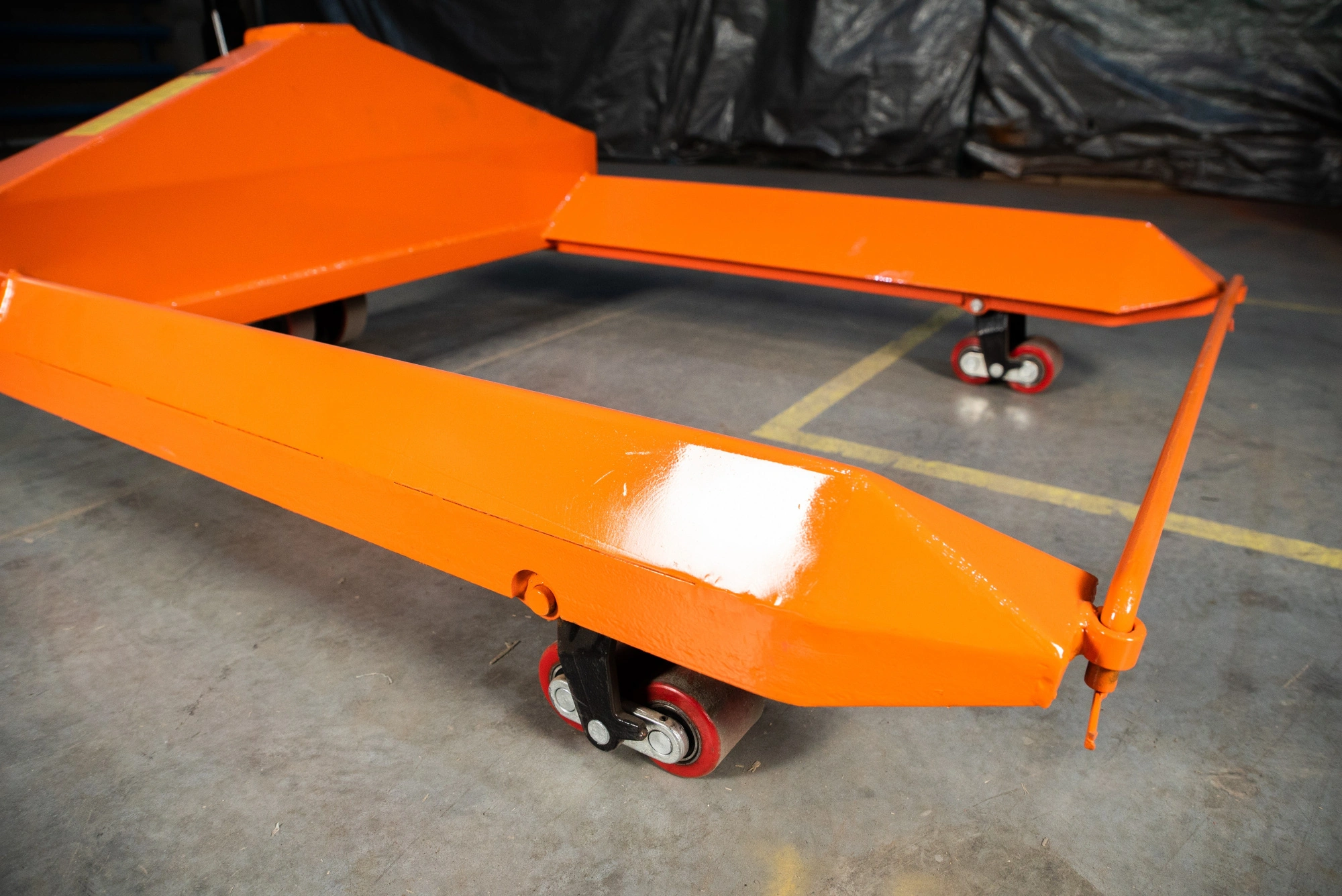 Тележка гидравлическая для рулонов 2500 кг 1150х1150 мм полиуретановые колеса TOR HZT