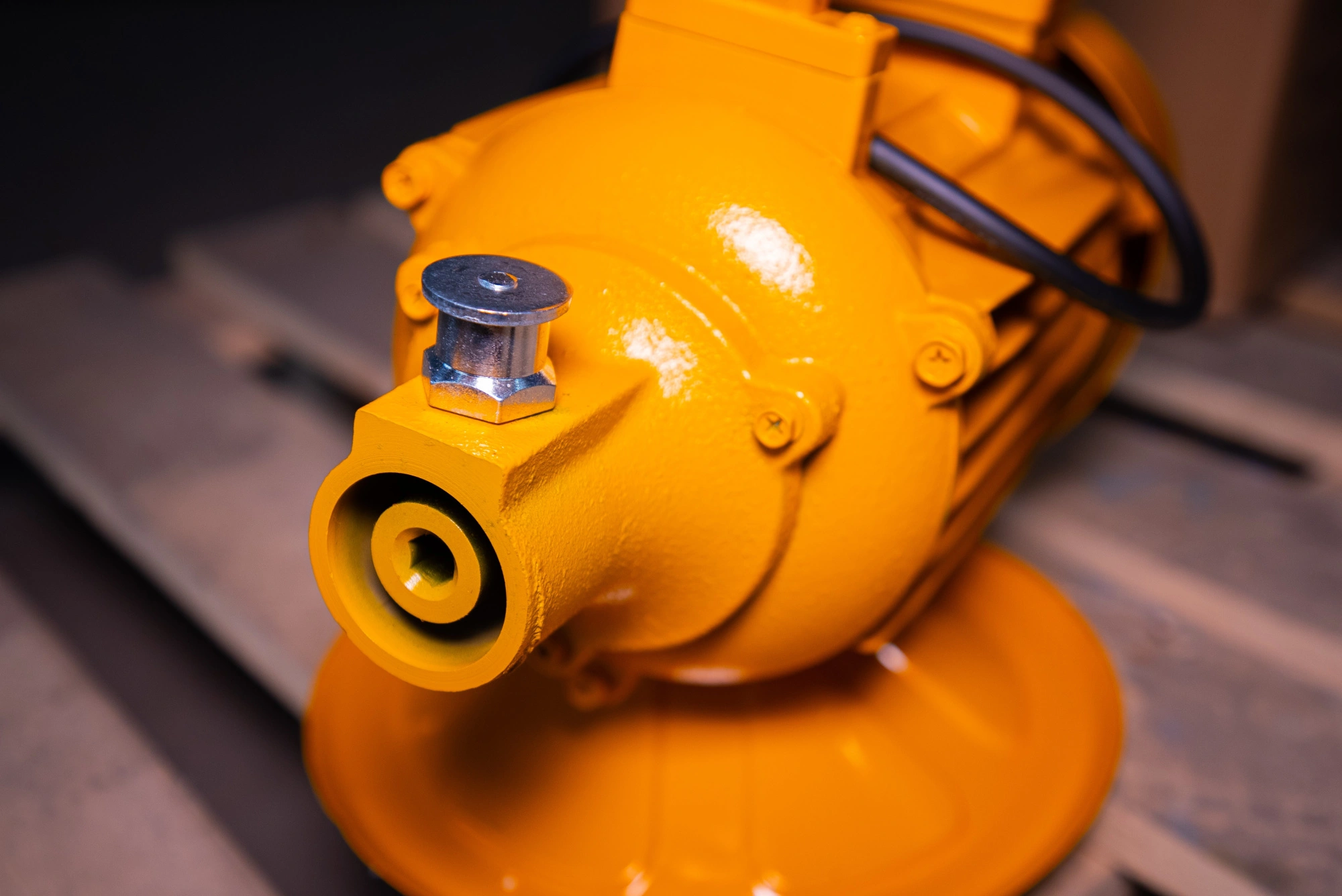 Электропривод глубинного вибратора для бетона 2,2 кВт TOR ZN70-JT (японский тип)*